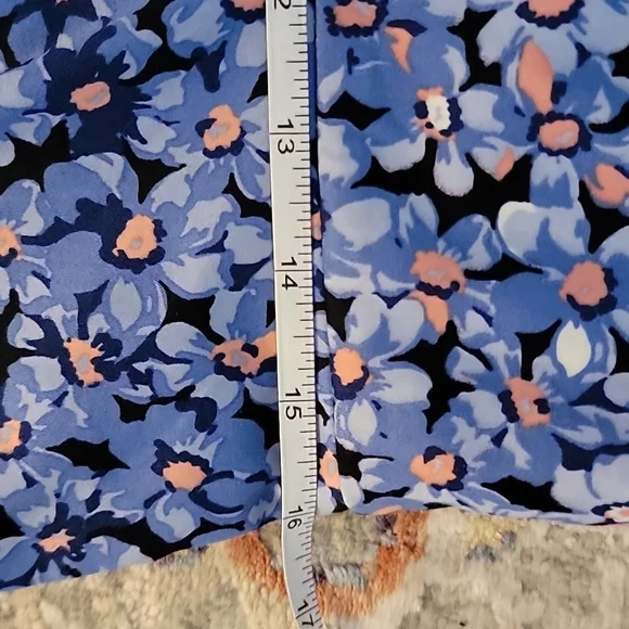 EUC TALBOTS Floral Dress SZ 8P Light Colors And Shades Of Blue - Picture 11 of 11